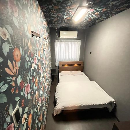 Hotel Sunplaza 2 Annex Osaka Bagian luar foto