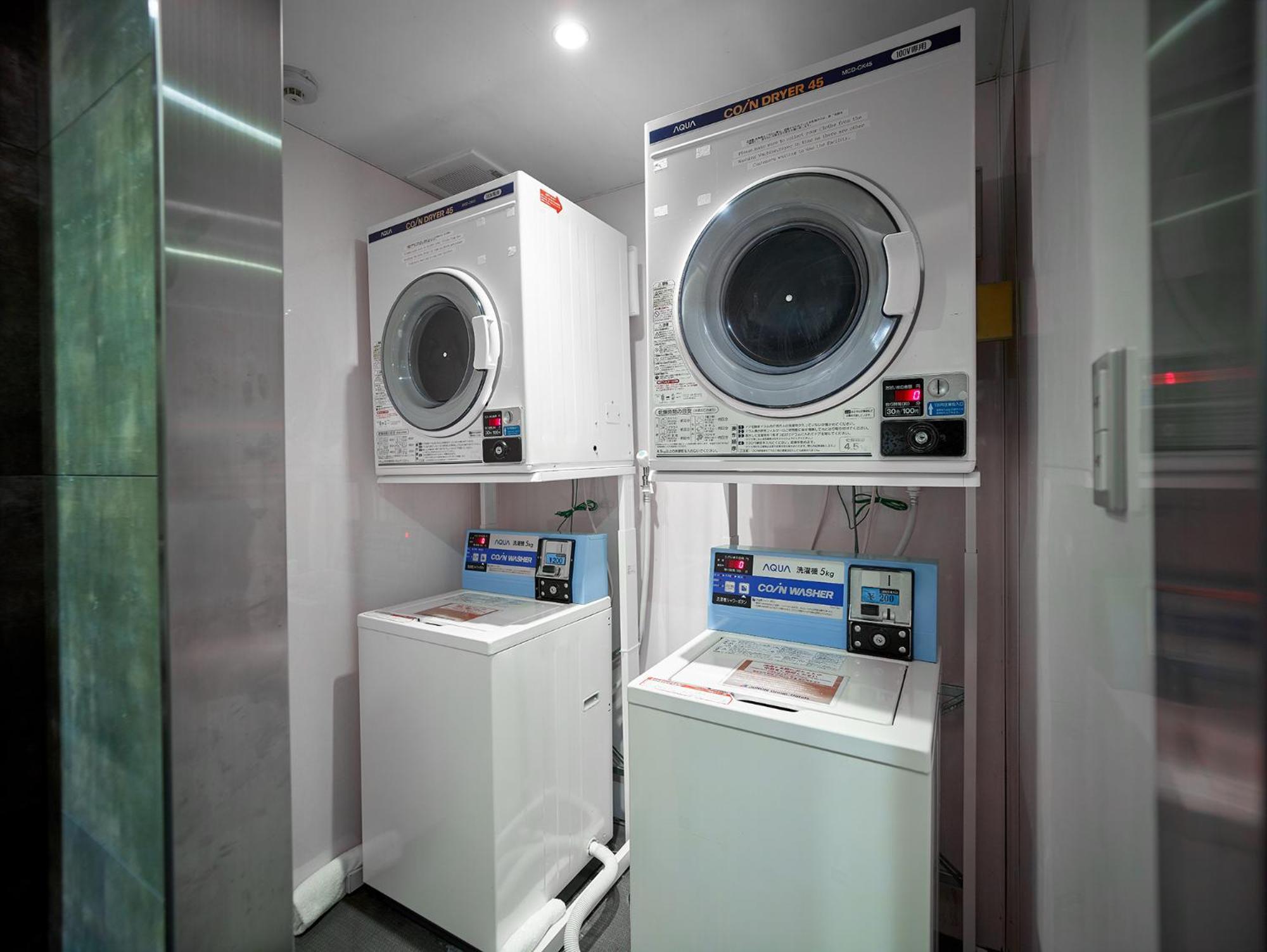 Hotel Sunplaza 2 Annex Osaka Bagian luar foto
