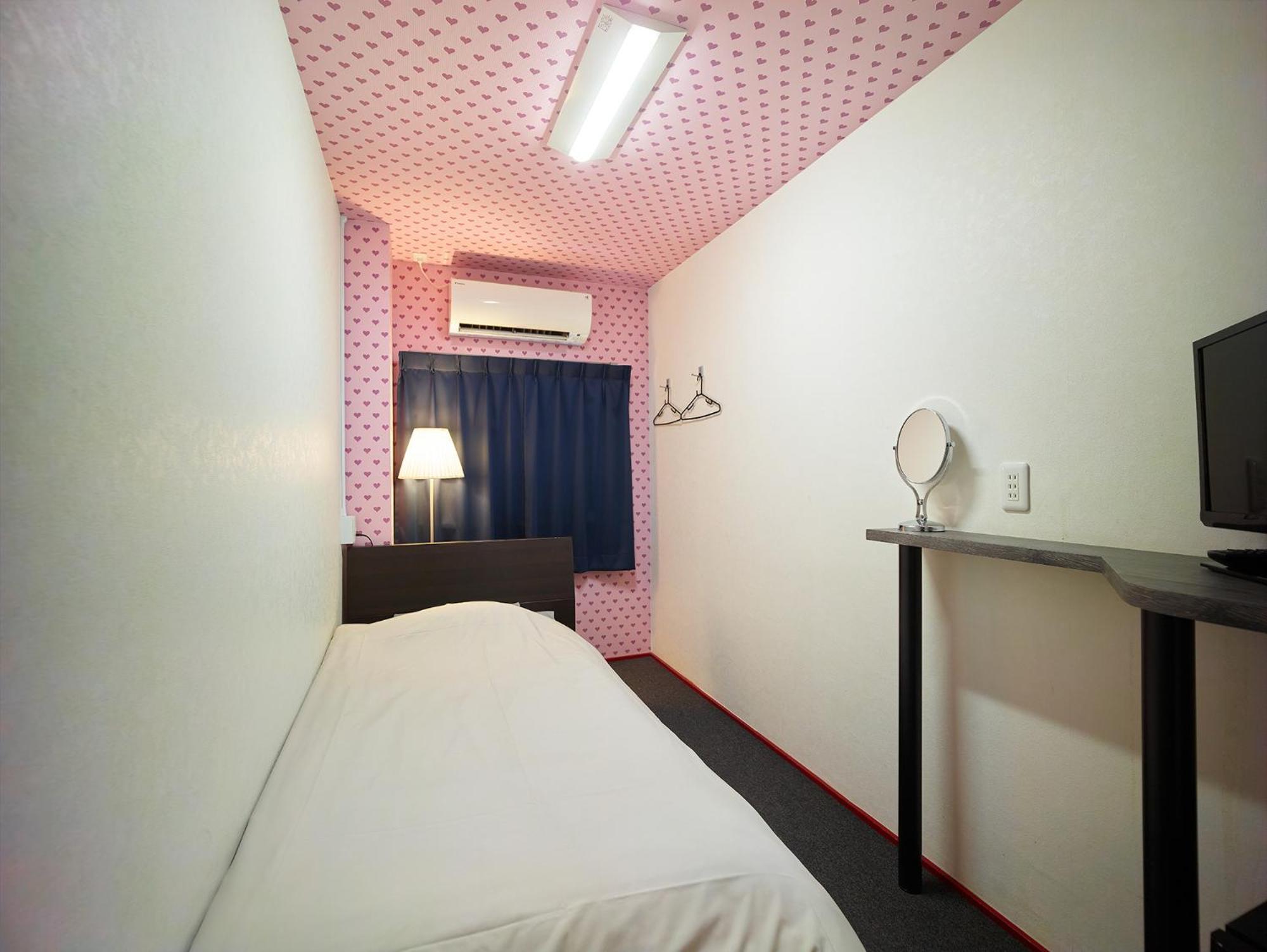 Hotel Sunplaza 2 Annex Osaka Bagian luar foto